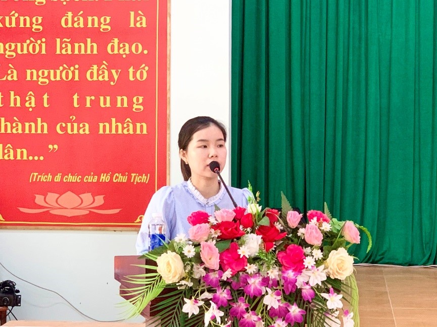 1.3. ỦNG HỘ LŨ LỤT